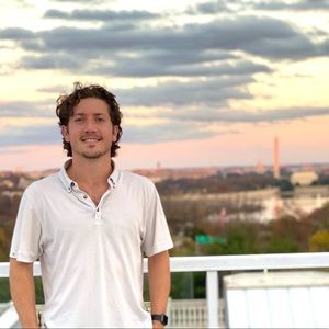 Meet your Posher, Evan